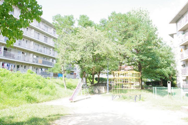 大阪府堺市南区茶山台2(マンション)の賃貸物件の地図