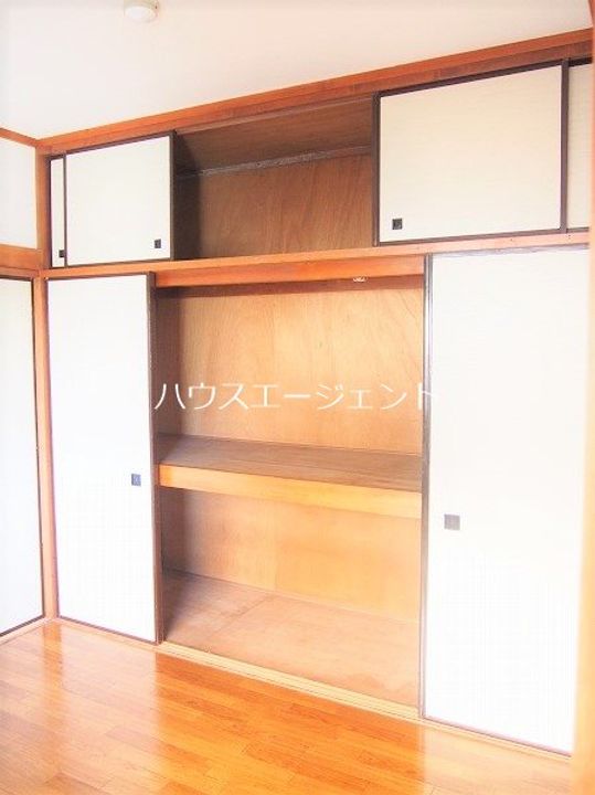 佐治ビルの内装