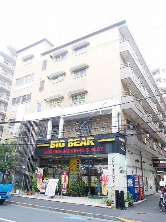 佐治ビルの外観