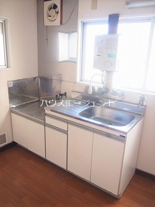 佐治ビルのキッチン