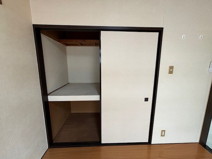 長島ハイツの内装