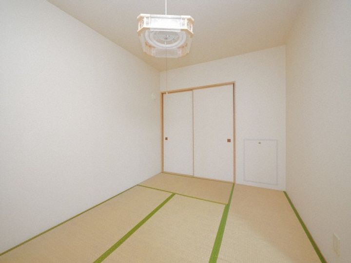 ロイヤル東苗穂Vの内装