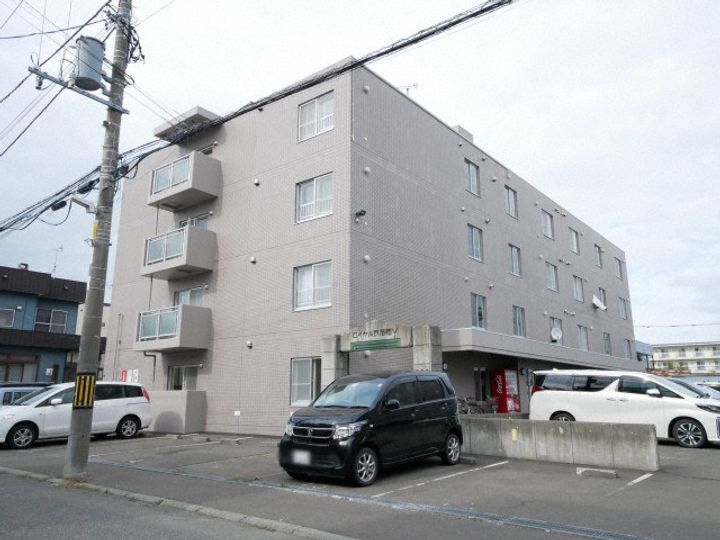 ロイヤル東苗穂Vの外観