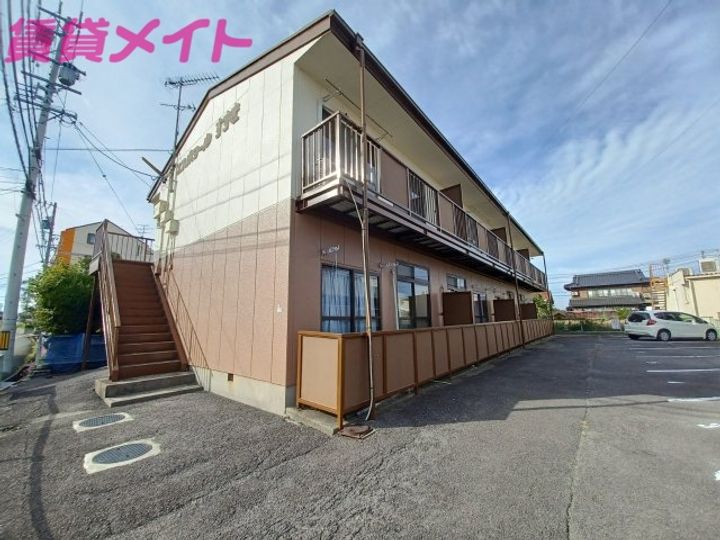エスポワールすずきの外観