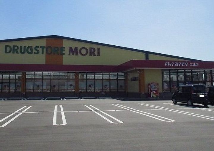 エレンシアM IIの周辺