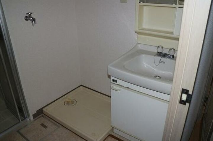 りぶいんしらゆり星の内装