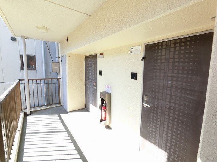 グランディール三津屋の地図