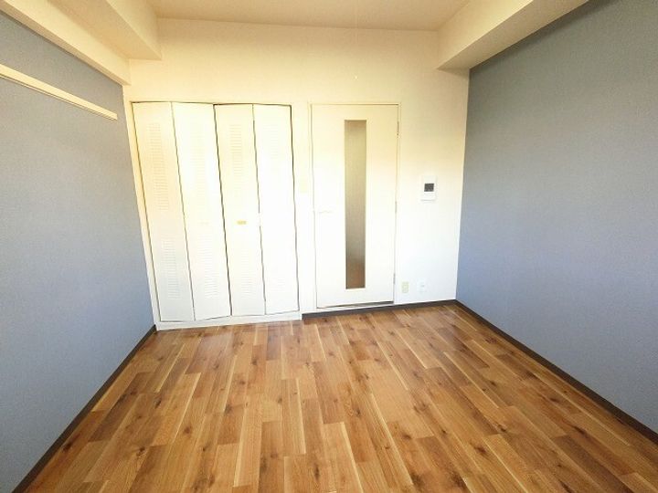 グランディール三津屋の居間