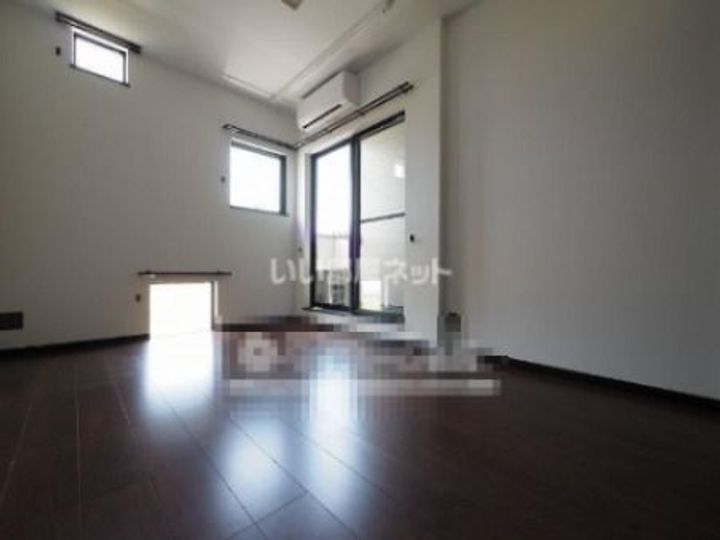 プレミアムアイランド尾崎IIの内装