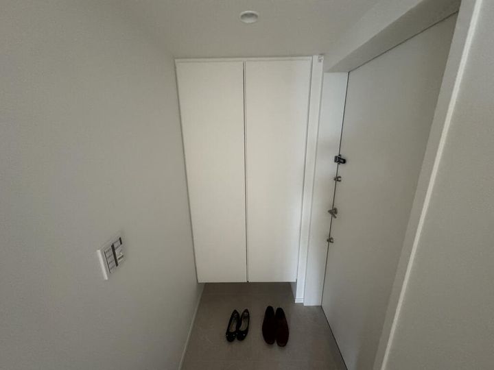 ワールドタワーレジデンスの玄関