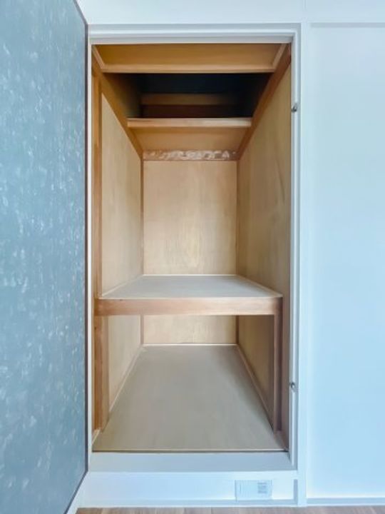 公社賃貸SMALIO 下田部Bの内装