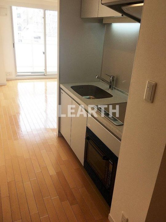 フレンシア麻布十番ノースの玄関