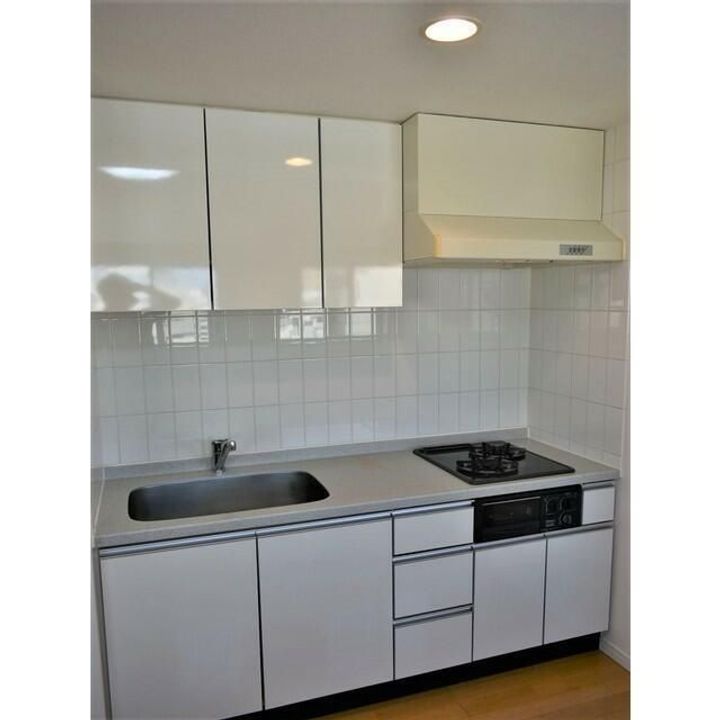 ルクレ新川レジデンスのキッチン