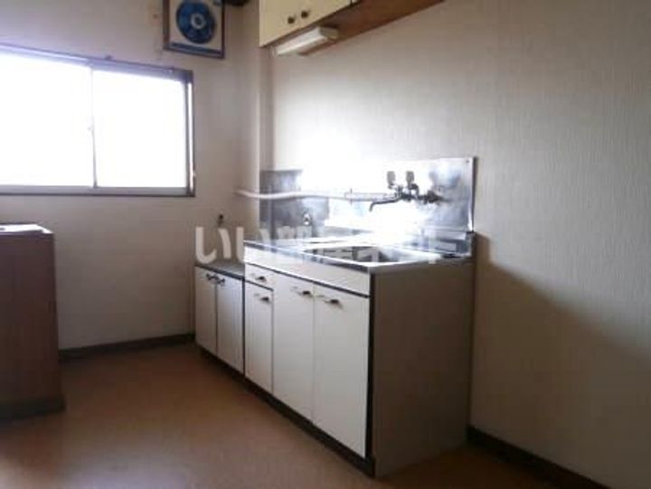 栃木県宇都宮市若草3(マンション)の賃貸物件のキッチン