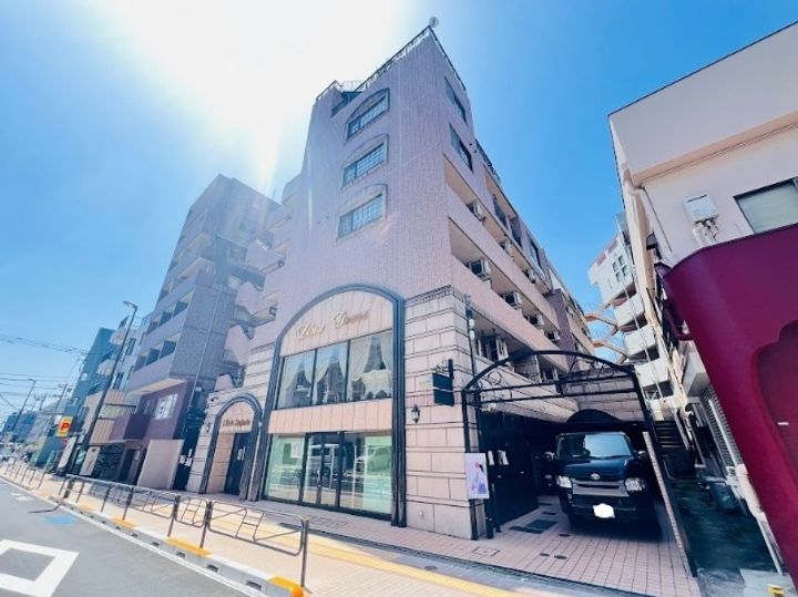レトワル明神町ビルの外観