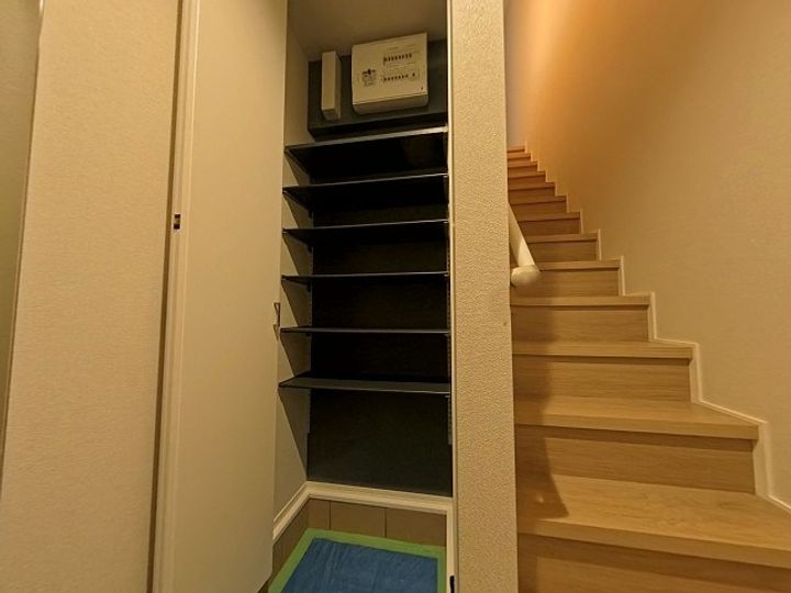 Mimosa Houseの玄関