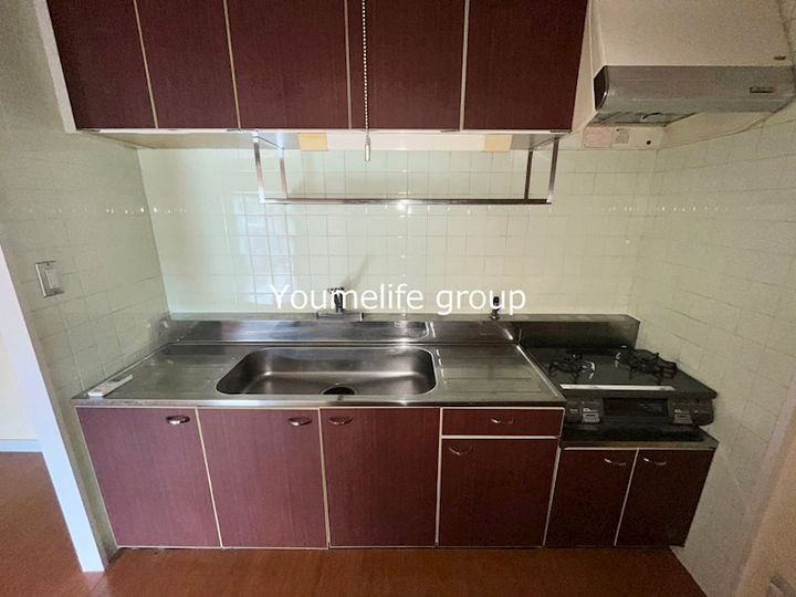 神奈川県伊勢原市田中(マンション)の賃貸物件のキッチン