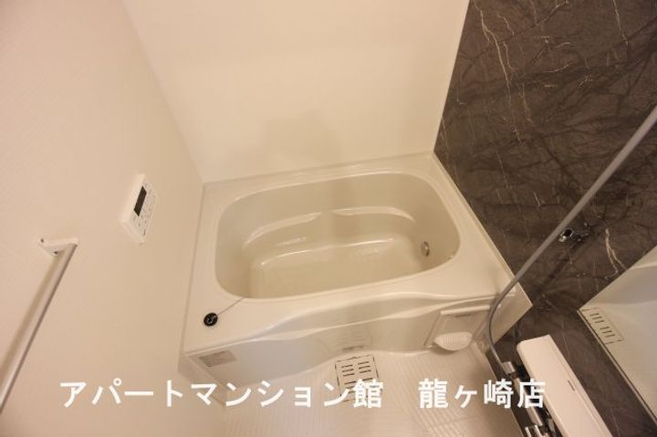 リーフレットIIの風呂