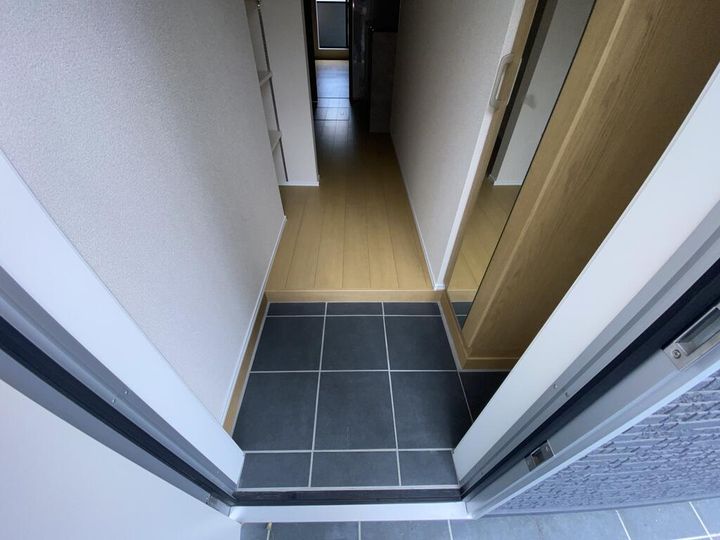 Fiesta原町(フィエスタハラノマチ)の玄関