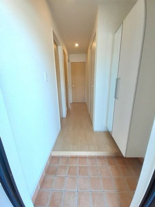 レジーナBの玄関