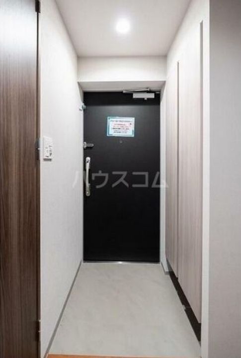 ウェルスクエア新宿戸山の玄関