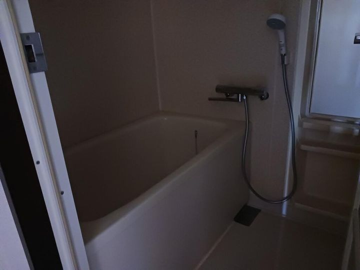 マンションヤマモト弐番館の風呂