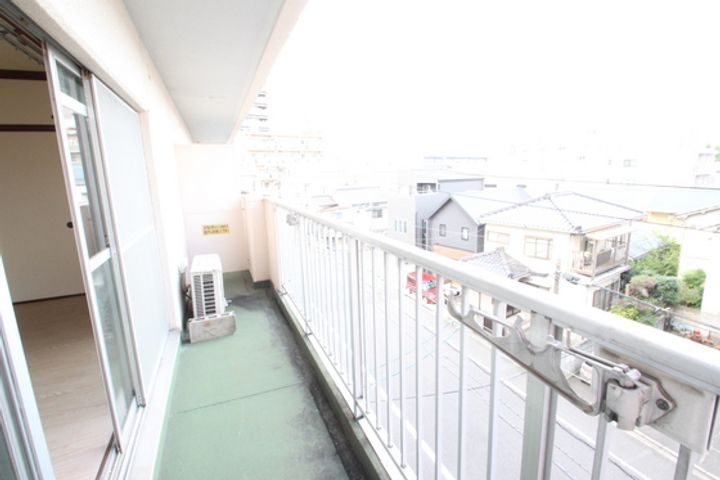 メゾン幸の内装