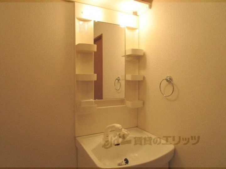 クレストコートの内装