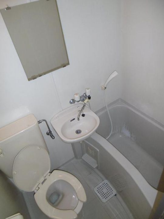 シャンブレットの内装