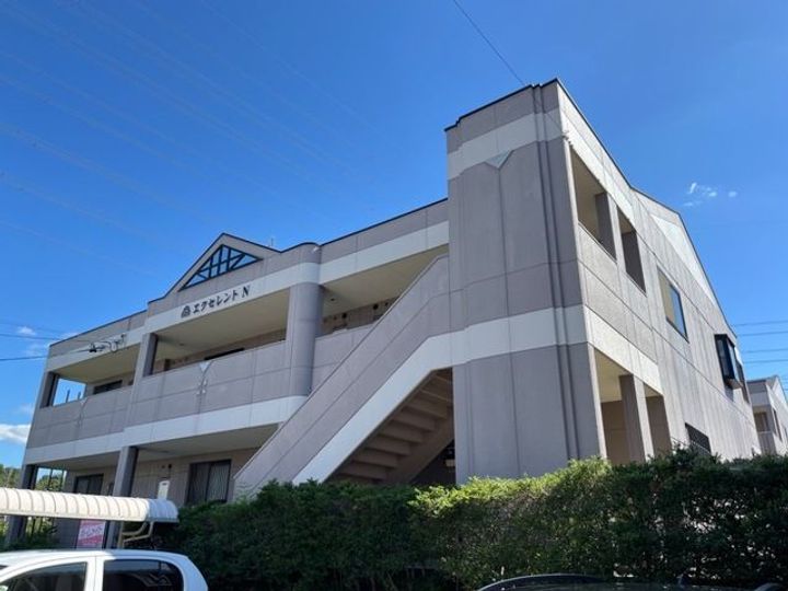 愛知県名古屋市守山区桔梗平2の賃貸アパートの外観