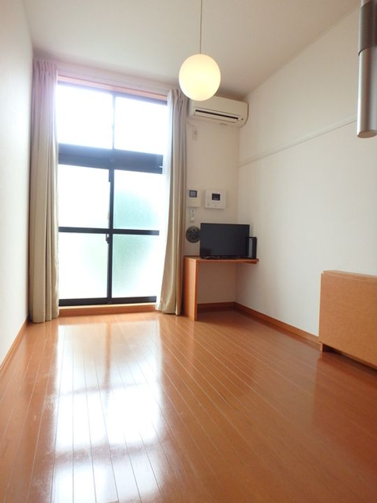 神奈川県相模原市緑区原宿4(一戸建)の賃貸物件の居間