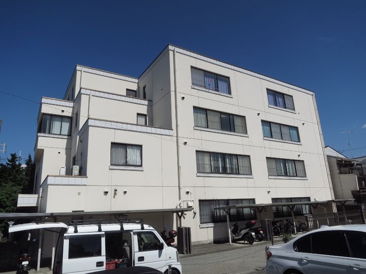 シャトーニシムラの周辺