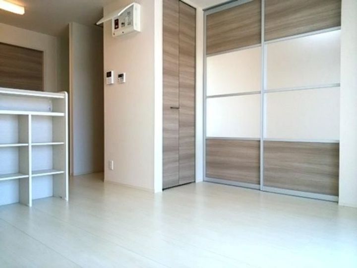 新潟県長岡市曙1(アパート)の賃貸物件の居間