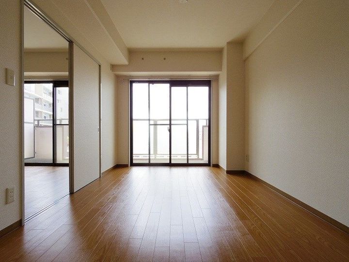 埼玉県朝霞市溝沼2(マンション)の賃貸物件の居間