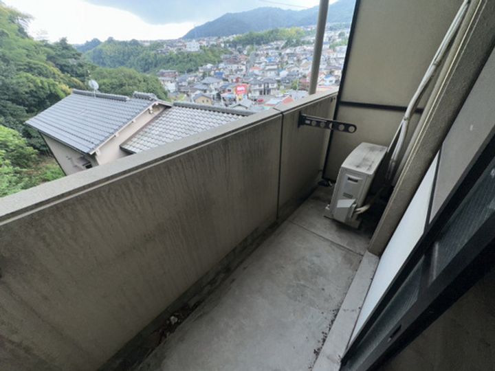 己斐上タウンBの内装