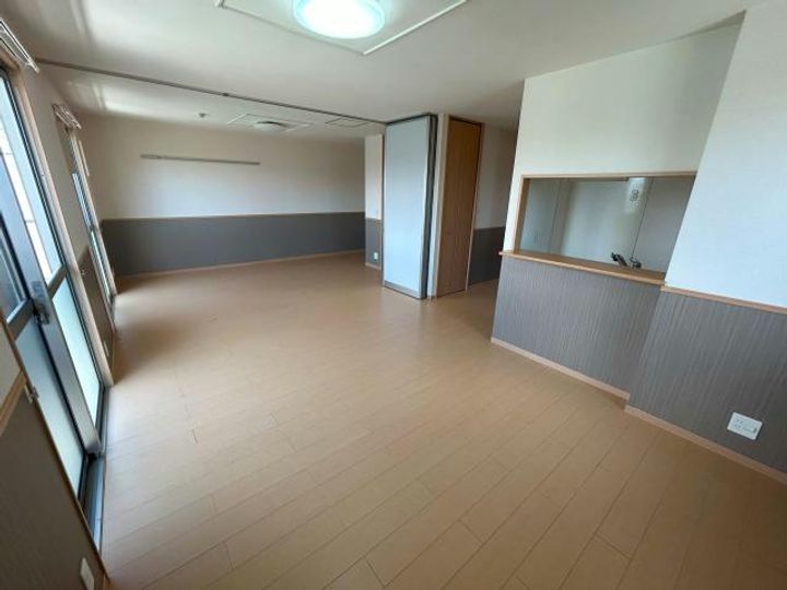 愛知県名古屋市名東区亀の井3(アパート)の賃貸物件の居間