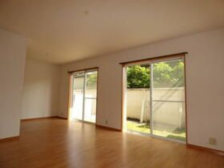 コントラージュの居間