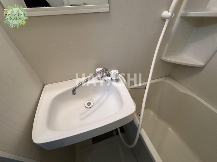 やまなみはる樹ビルの内装