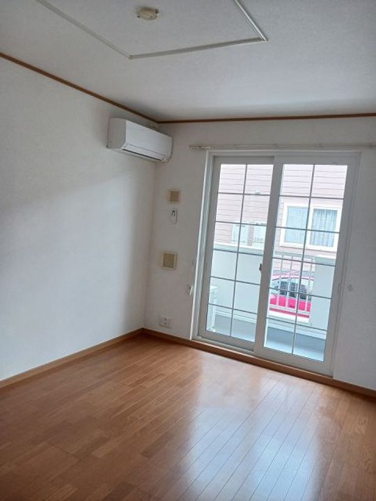 福島県福島市丸子字石名田(アパート)の賃貸物件の居間