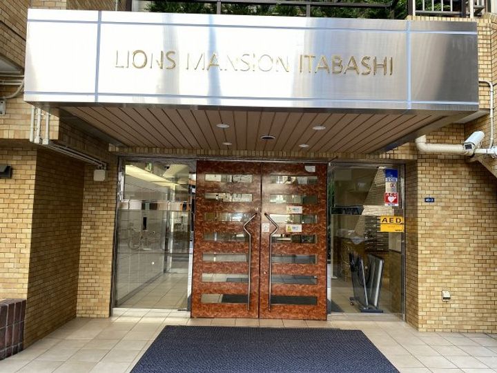 ライオンズマンション板橋の地図