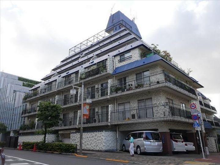東京都渋谷区松濤2(マンション)の賃貸物件の外観