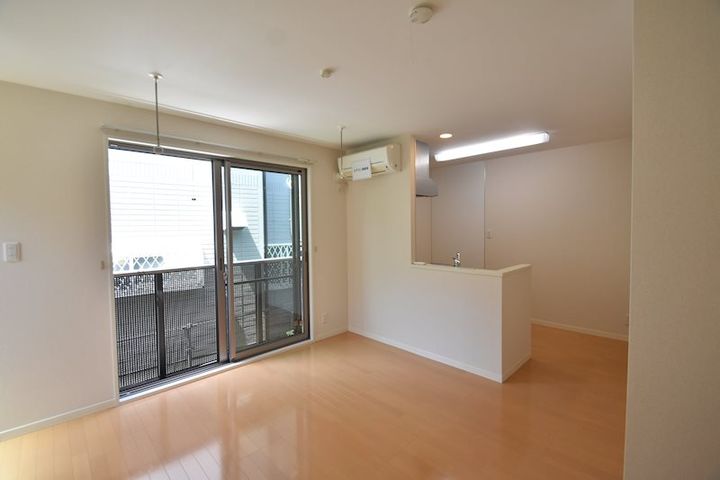 東京都八王子市石川町(アパート)の賃貸物件の居間