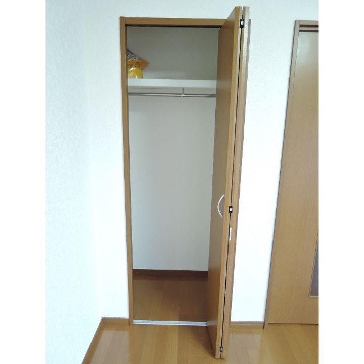 アムール グリーンの内装