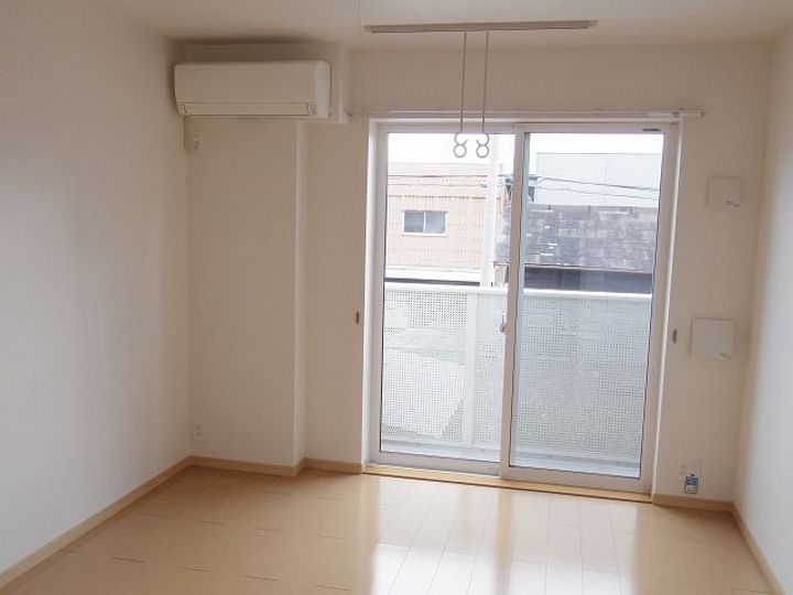 クレセント ルーンの居間