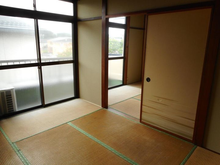 コーポカキヌマ 5号室の居間