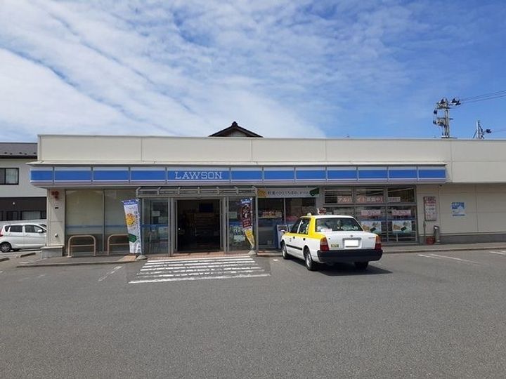 ラウレアの周辺