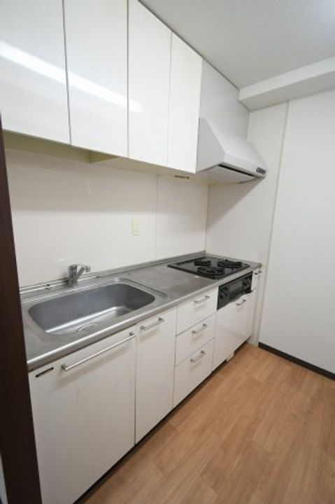 福岡県北九州市八幡西区岸の浦1(マンション)の賃貸物件のキッチン