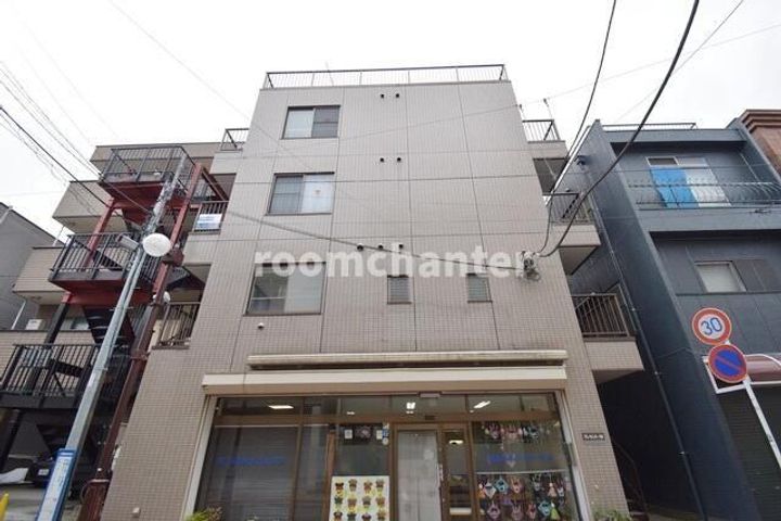 クレセントMの外観