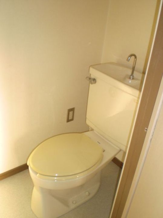 浦和彩々の内装