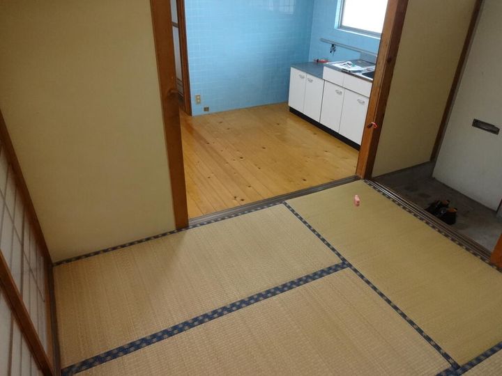 松本ハイツの居間